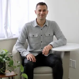 Dr. Daniel Demian